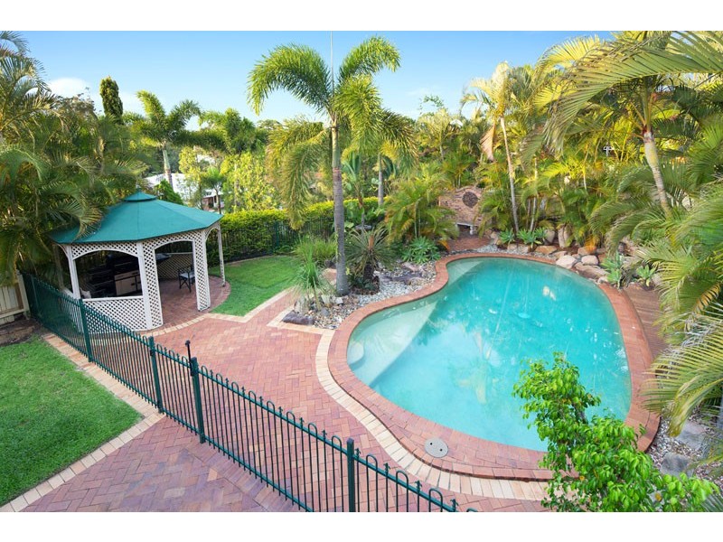 8 Seagal Court, Bridgeman Downs QLD 4035