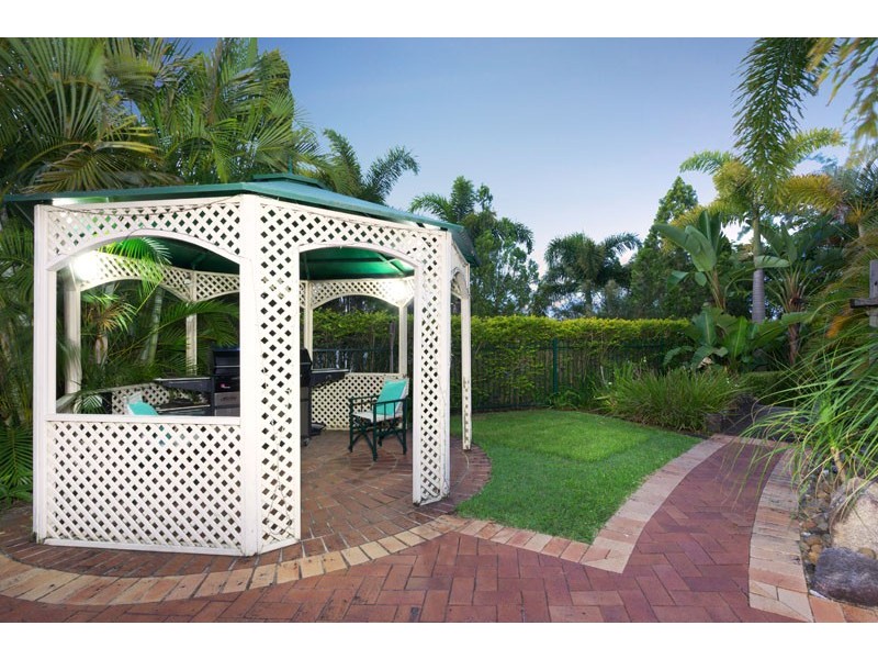 8 Seagal Court, Bridgeman Downs QLD 4035