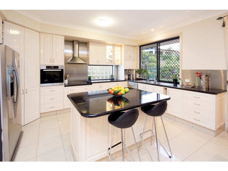 36 Allamanda Place, Chermside West QLD 4032