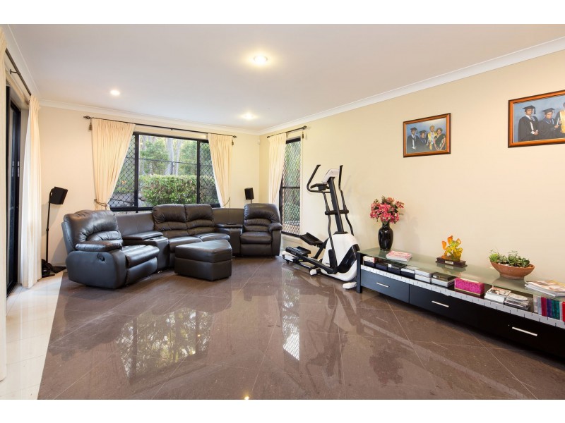 36 Allamanda Place, Chermside West QLD 4032