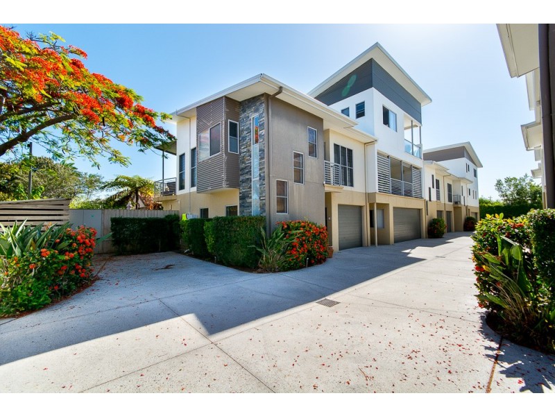 8/415-417 Scarborough Road, Scarborough QLD 4020