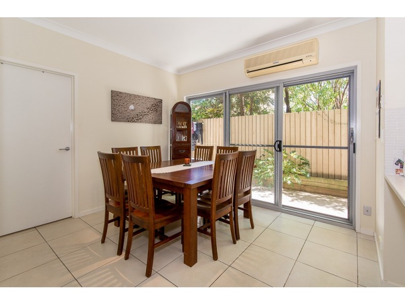 8/415-417 Scarborough Road, Scarborough QLD 4020