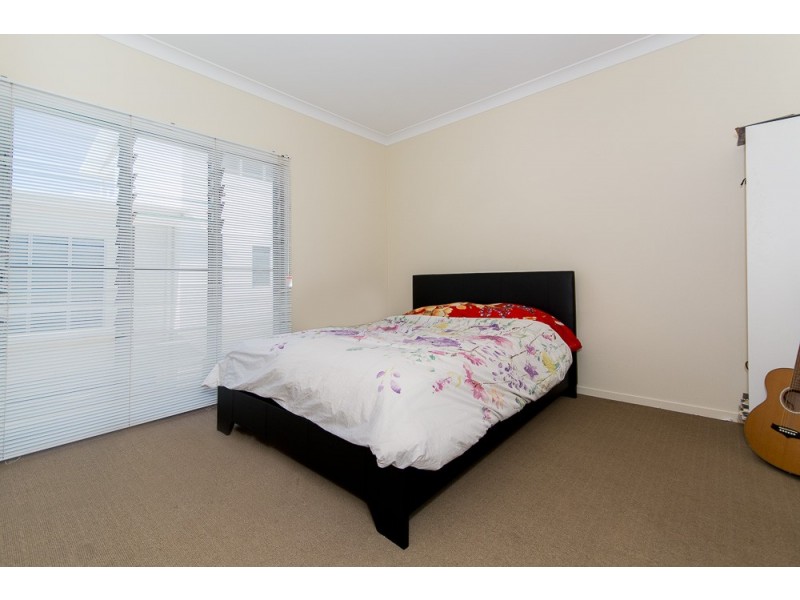 8/415-417 Scarborough Road, Scarborough QLD 4020