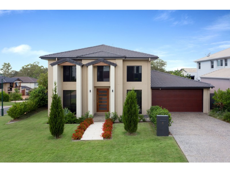 4 Leo Place, Bridgeman Downs QLD 4035