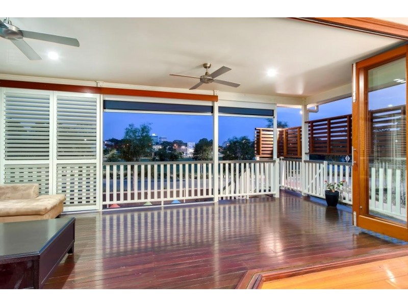 42 Haig Road, Milton QLD 4064