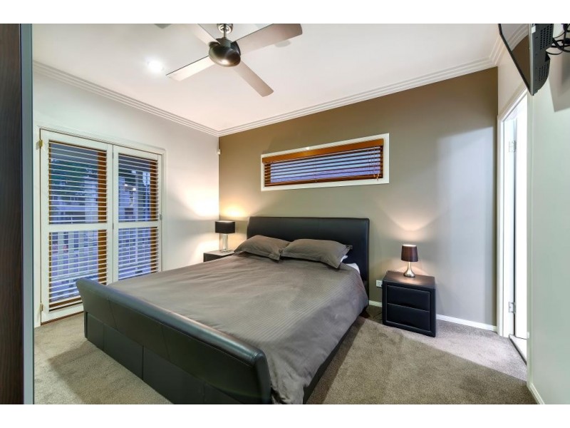 42 Haig Road, Milton QLD 4064