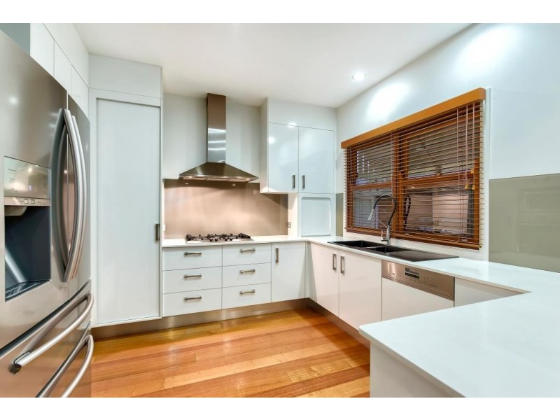 42 Haig Road, Milton QLD 4064