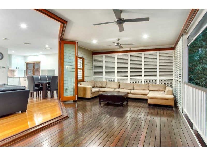 42 Haig Road, Milton QLD 4064