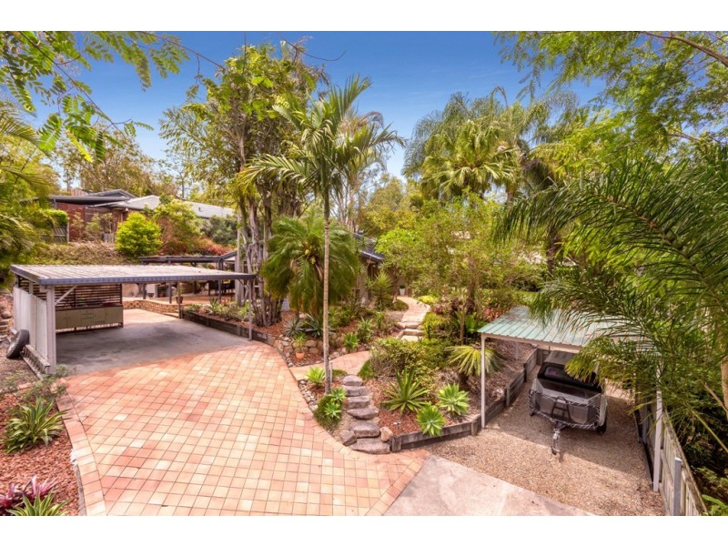 4 Biggs Court, Albany Creek QLD 4035