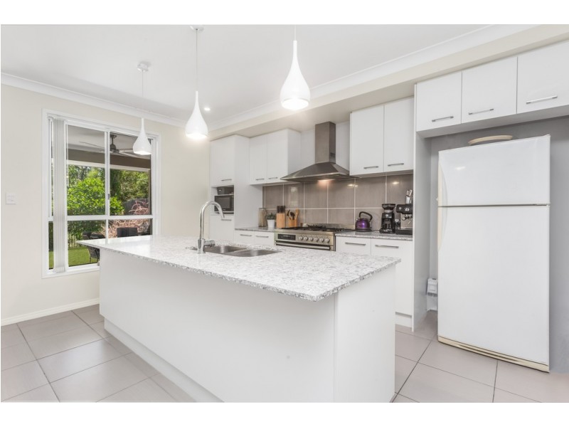 58 Somerset Drive, Carseldine QLD 4034