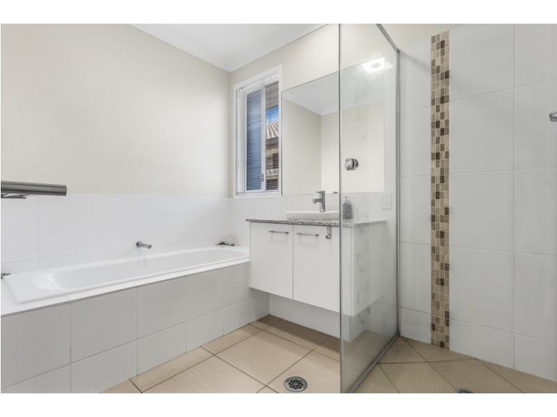 58 Somerset Drive, Carseldine QLD 4034