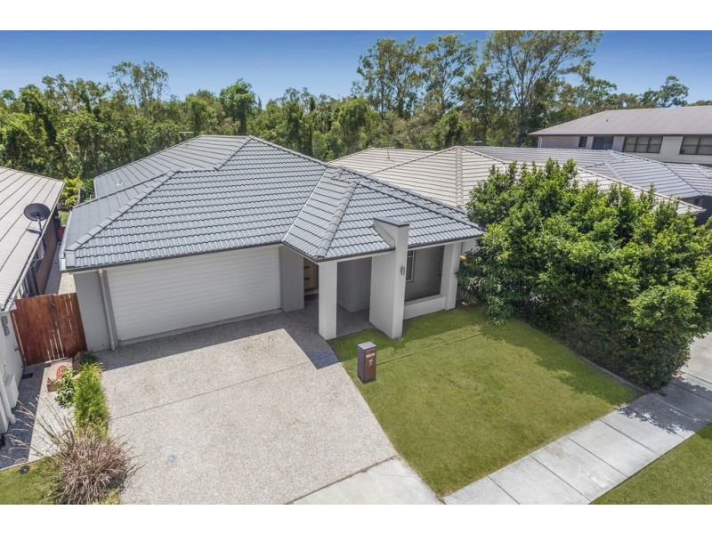 58 Somerset Drive, Carseldine QLD 4034
