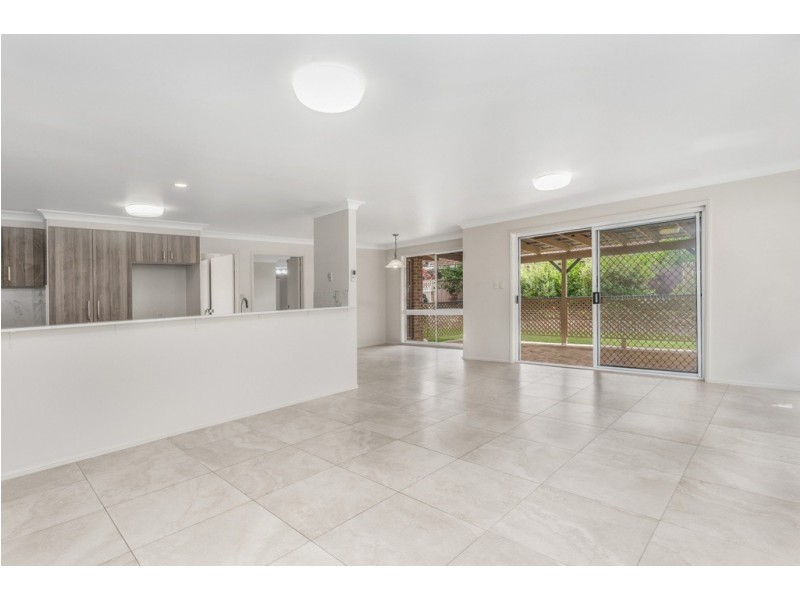 26 Enbrook Street, Bracken Ridge QLD 4017