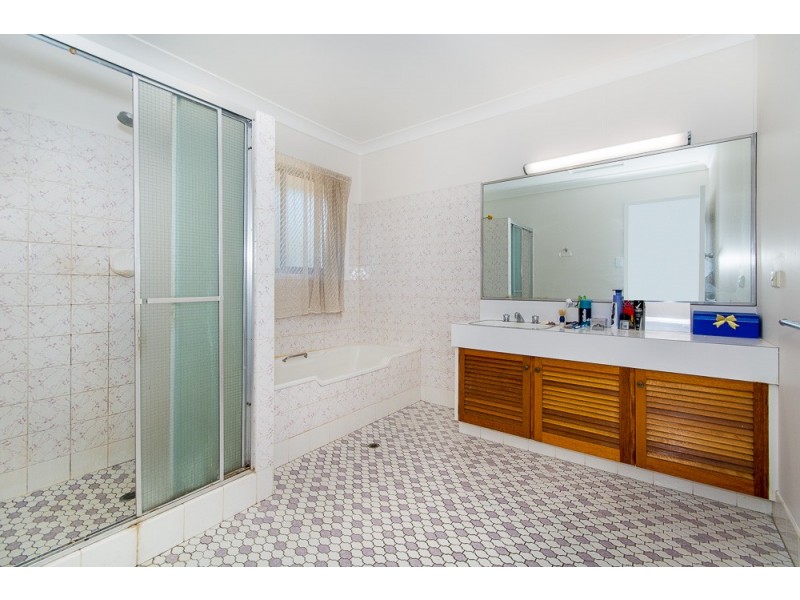 3 Kroshanne Street, Aspley QLD 4034