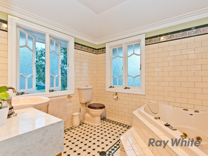 9 Maggs Street, Wavell Heights QLD 4012