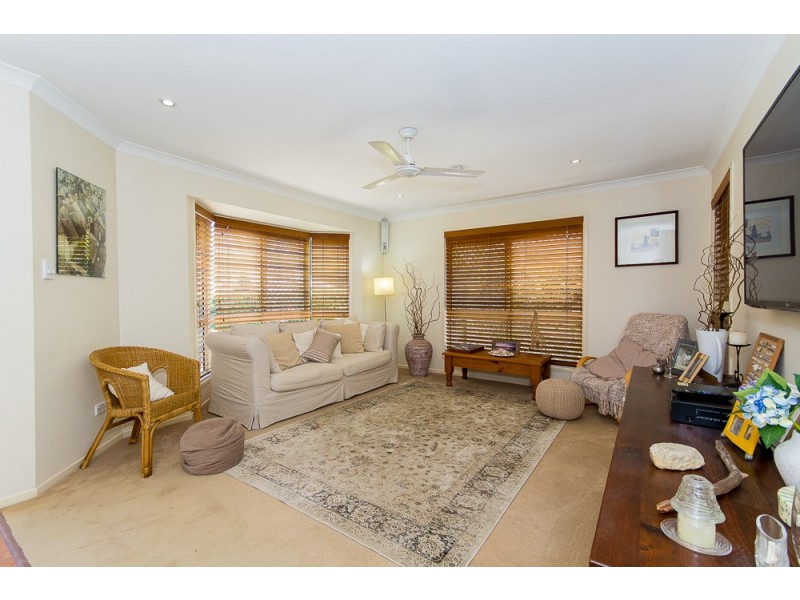 7 Cambridge Crescent, Fitzgibbon QLD 4018