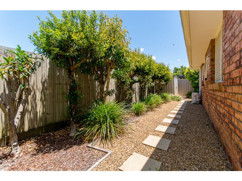 7 Cambridge Crescent, Fitzgibbon QLD 4018