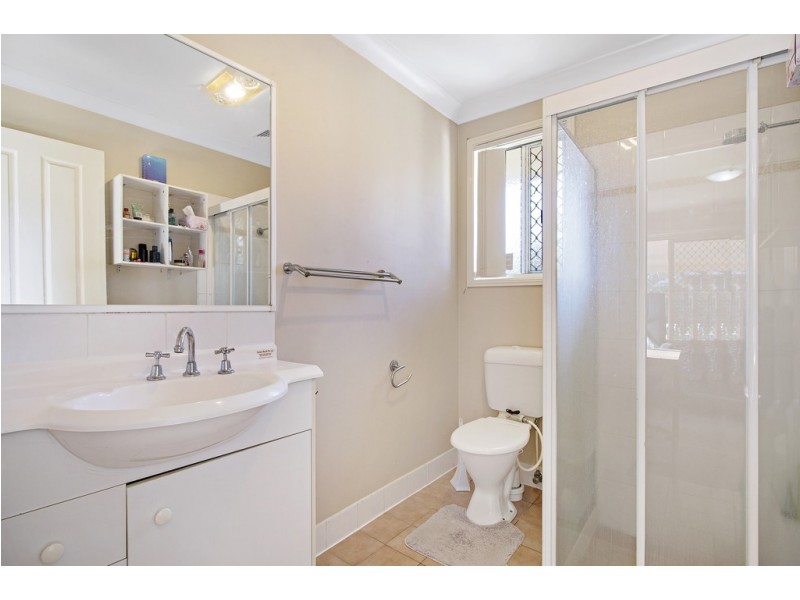 98 Silkyoak Circuit, Fitzgibbon QLD 4018