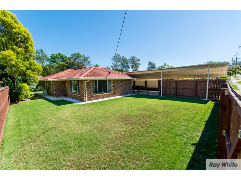 12 Eyre Avenue, Petrie QLD 4502