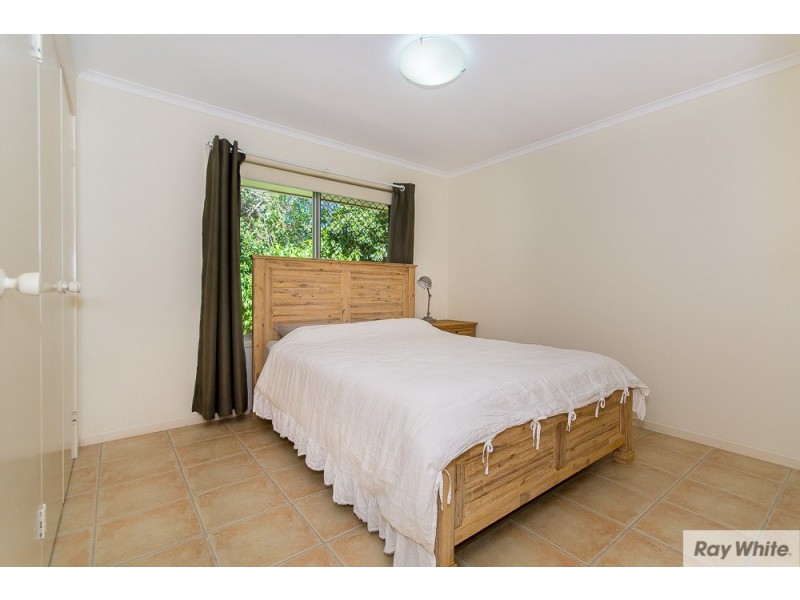 12 Eyre Avenue, Petrie QLD 4502