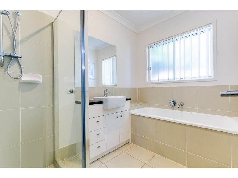 56 Rostrevor Road, Boondall QLD 4034