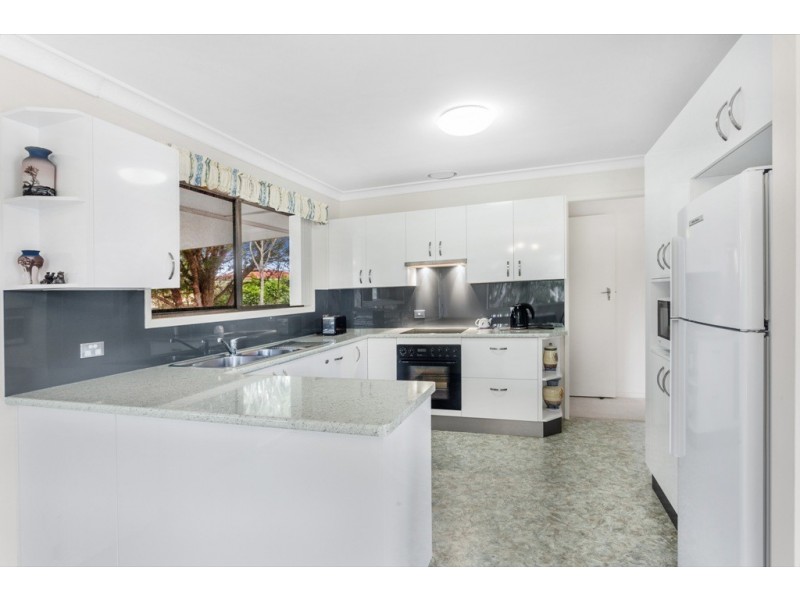 25 Fairlane Street, Chermside West QLD 4032