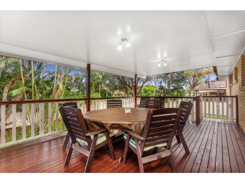 25 Fairlane Street, Chermside West QLD 4032