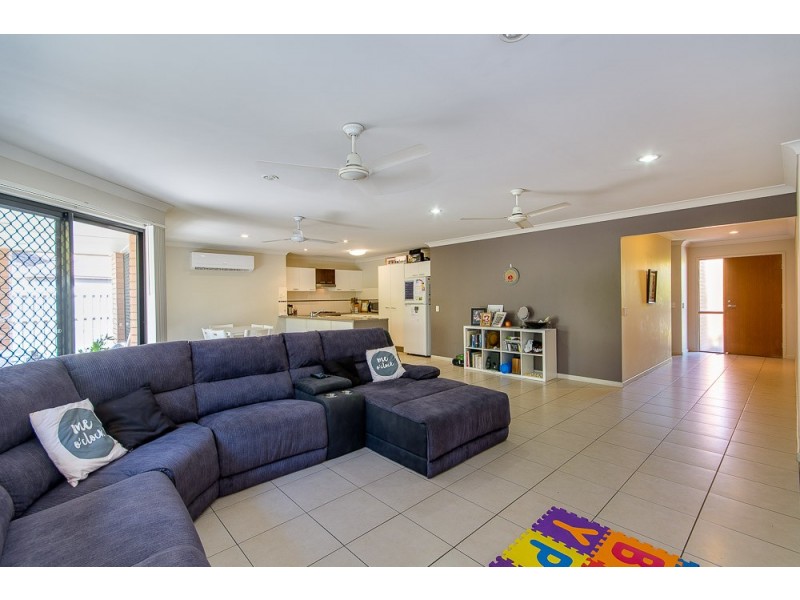 72 Waterlily Circuit, Carseldine QLD 4034