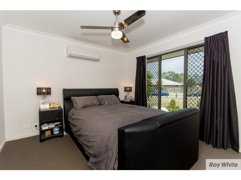 5 Montebello Parkway, Fitzgibbon QLD 4018