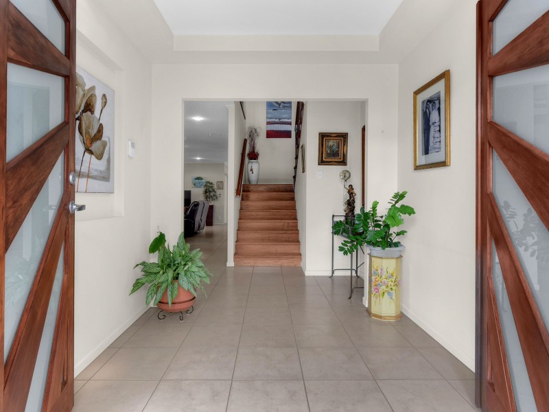3 Dress Circle Court, Bridgeman Downs QLD 4035