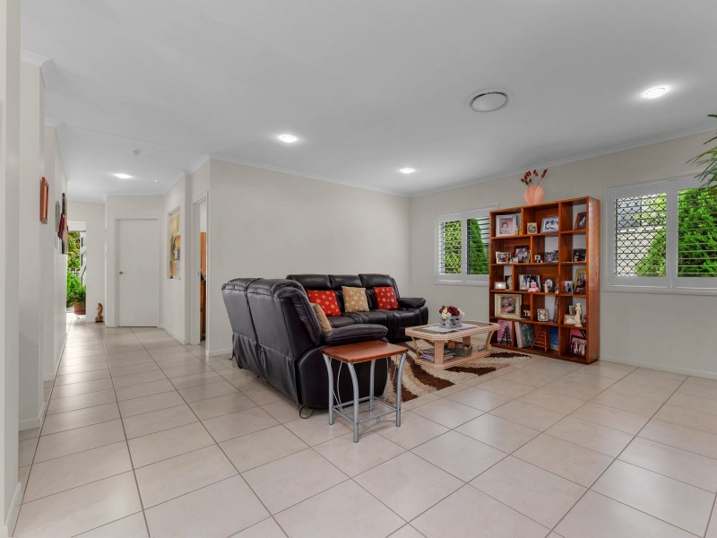 3 Dress Circle Court, Bridgeman Downs QLD 4035
