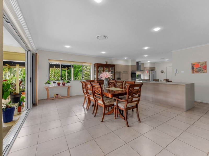 3 Dress Circle Court, Bridgeman Downs QLD 4035