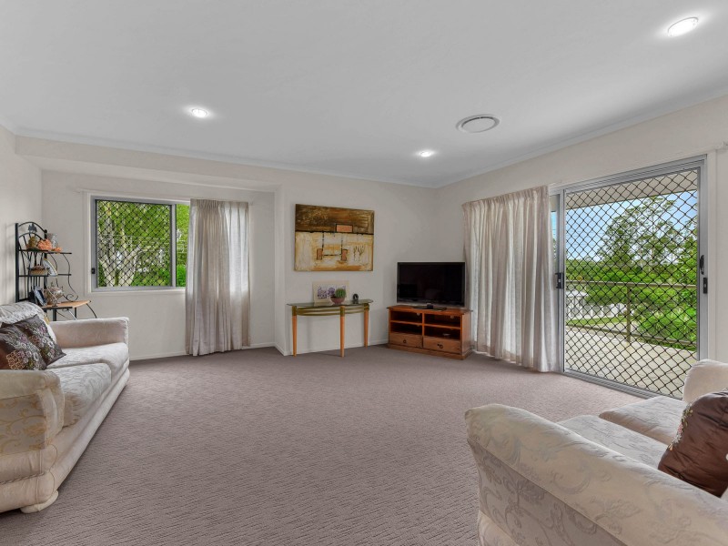 3 Dress Circle Court, Bridgeman Downs QLD 4035