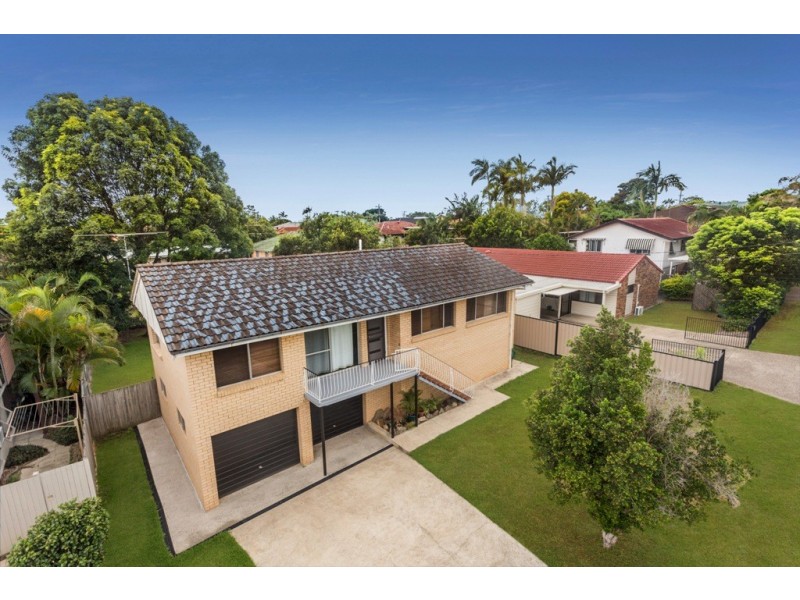 12 Cuthbert Street, Albany Creek QLD 4035