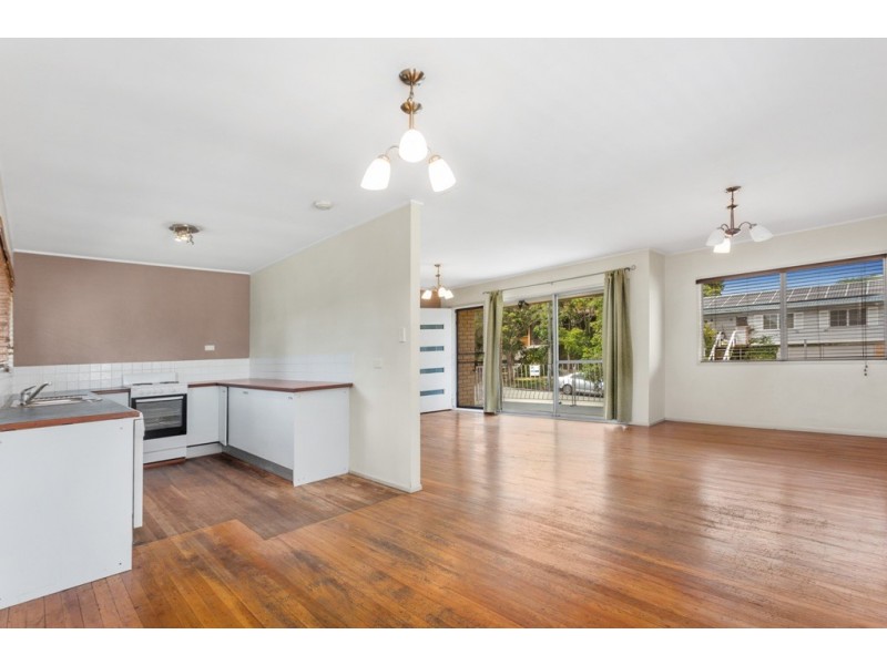 12 Cuthbert Street, Albany Creek QLD 4035