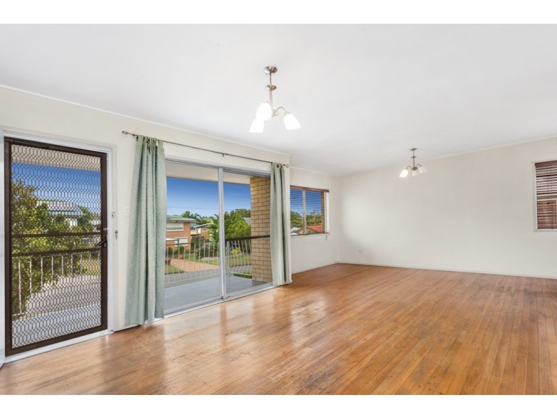 12 Cuthbert Street, Albany Creek QLD 4035