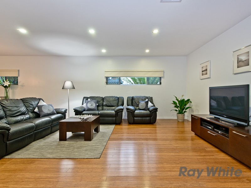 49 Larwill Avenue, Northgate QLD 4013