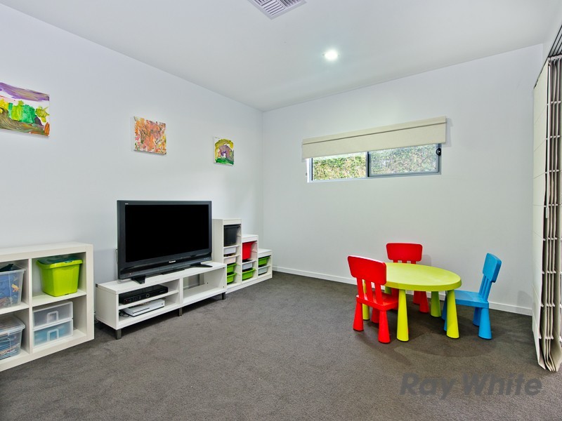 49 Larwill Avenue, Northgate QLD 4013