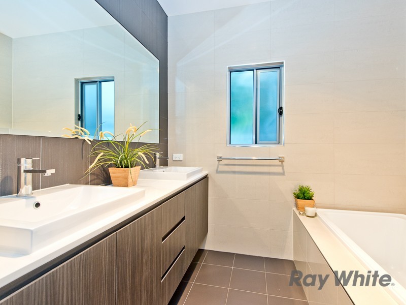 49 Larwill Avenue, Northgate QLD 4013