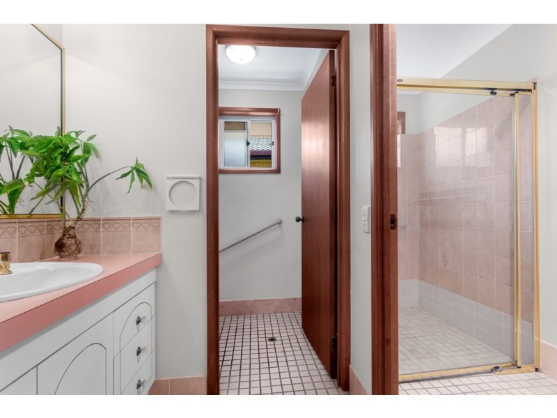 24 Kakanui Street, Aspley QLD 4034