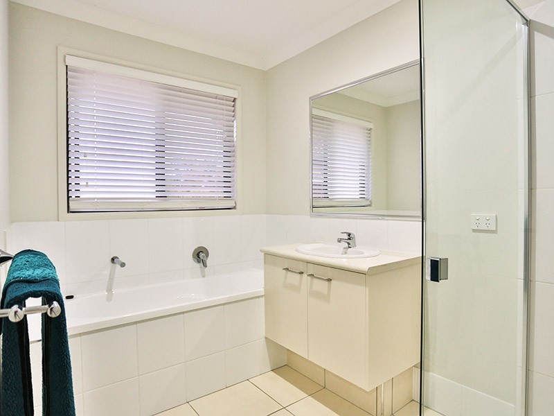 44 Centenary Court, Warner QLD 4500