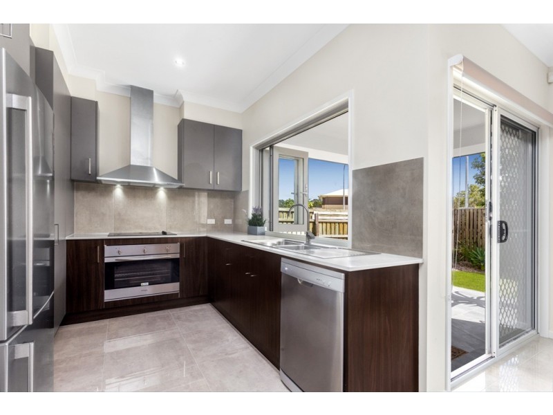 68 Otway Circuit, Fitzgibbon QLD 4018