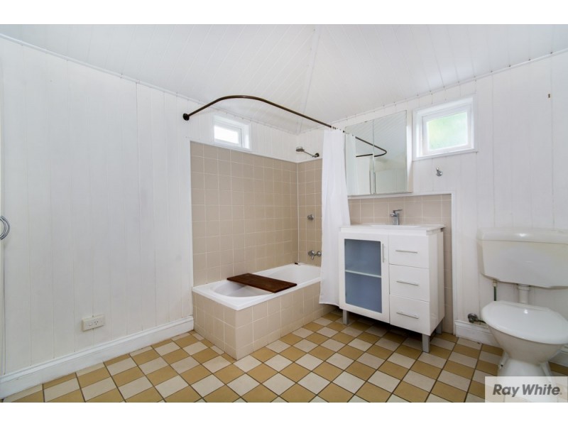 1 Evans Street, Nundah QLD 4012