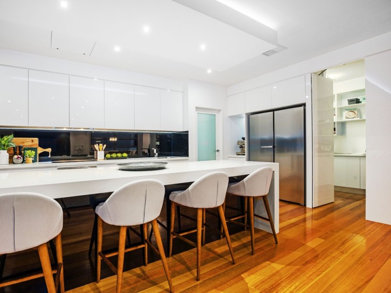 12 Dress Circle Court, Bridgeman Downs QLD 4035