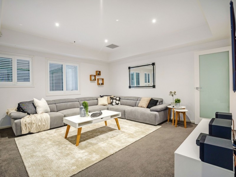 12 Dress Circle Court, Bridgeman Downs QLD 4035