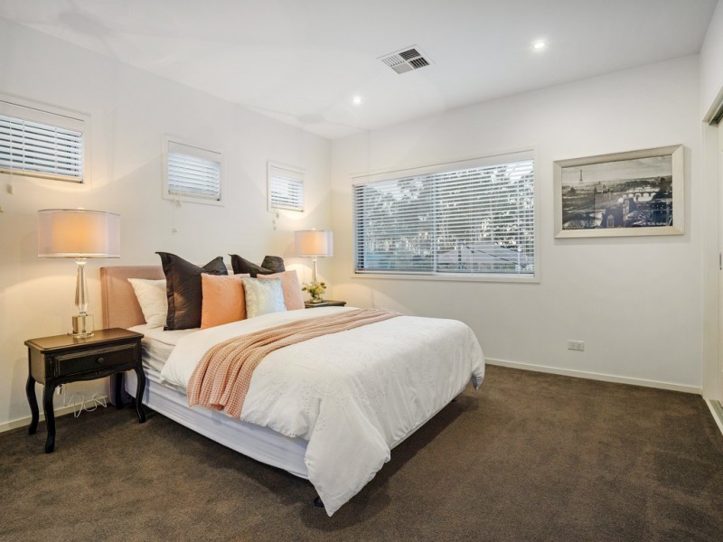 12 Dress Circle Court, Bridgeman Downs QLD 4035