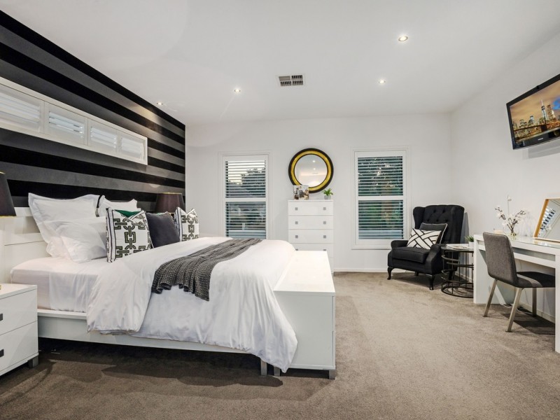 12 Dress Circle Court, Bridgeman Downs QLD 4035