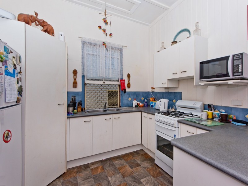 34 Coward Street, Deagon QLD 4017