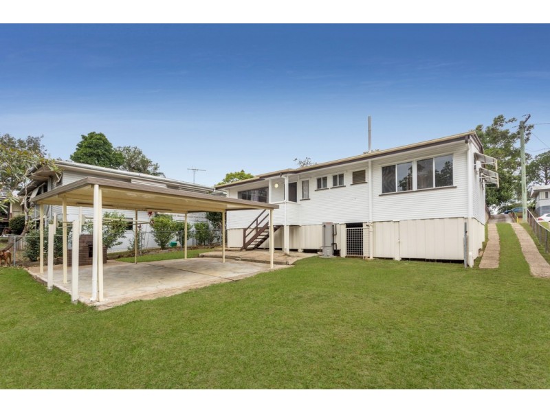 9 Malwood Street, Stafford Heights QLD 4053