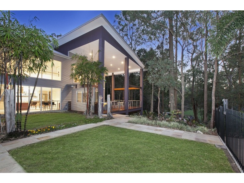 73 Neville Road, Bridgeman Downs QLD 4035